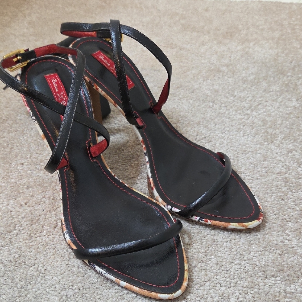 Beautiful Date Night Chic Orange, Black, Red Strappy Heels
